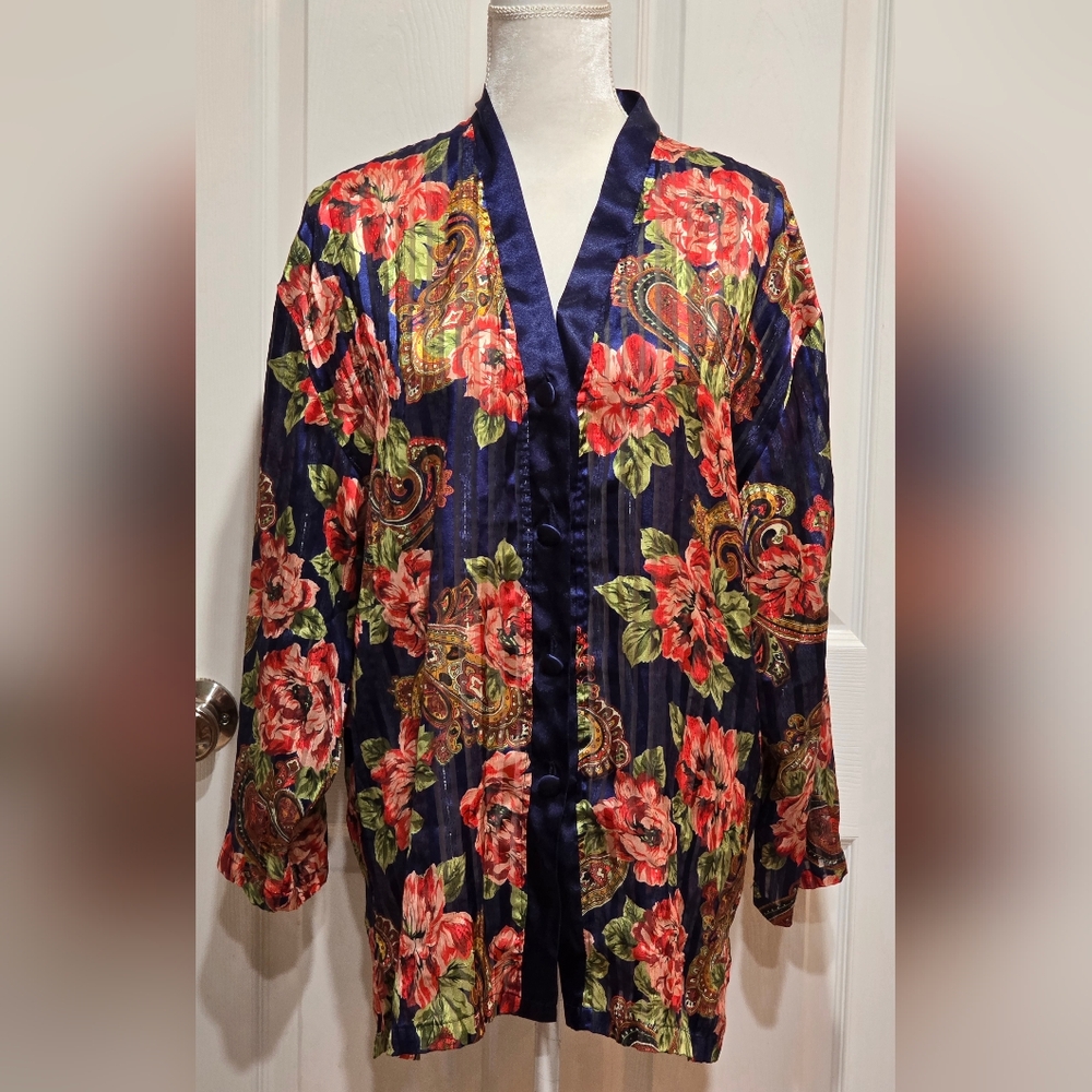 Vintage 90s Victoria's Secret Florsl & Paisley Pajama Top